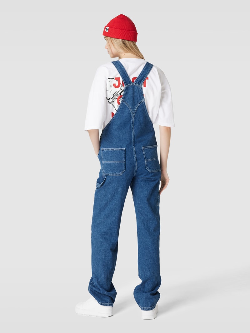 Latzhose mit Label-Detail in jeans