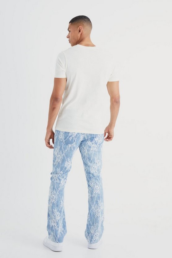 Slim-Fit Schlagjeans mit Spitzen-Overlay