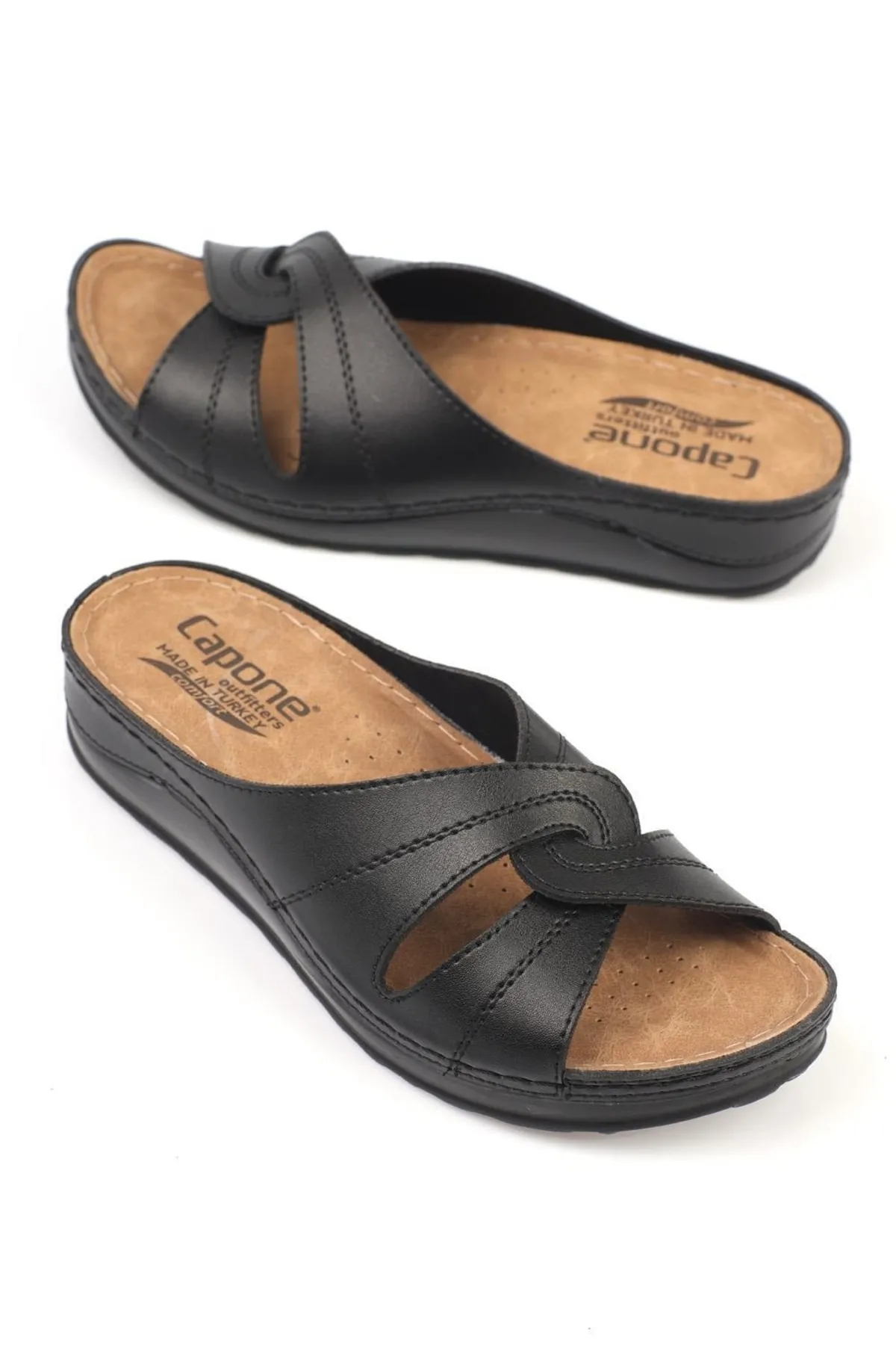 Capone Outfitters  Anatomisch weiche, bequeme Mutterhausschuhe mit Keilabsatz