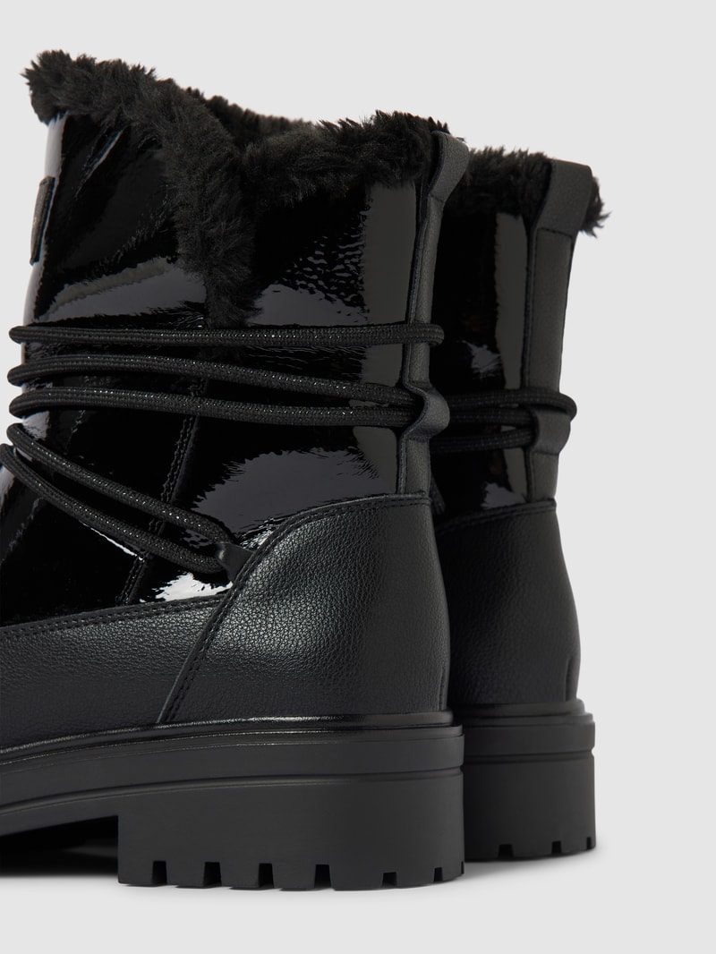 Schnürstiefel in Leder-Optik in schwarz