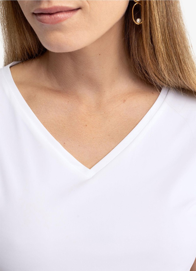 Studio Anneloes Roller T-shirt with V-neck