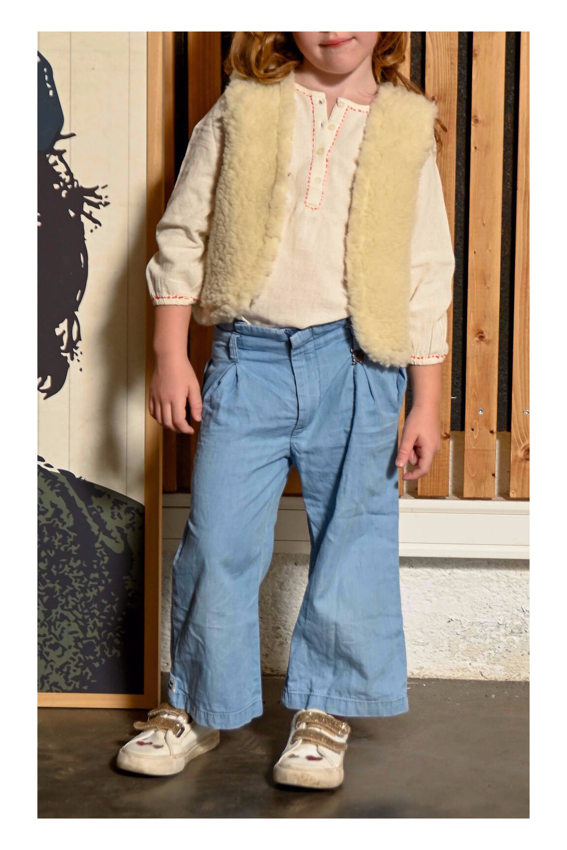 La Canadienne Autres Gilets Enfant couleur beige