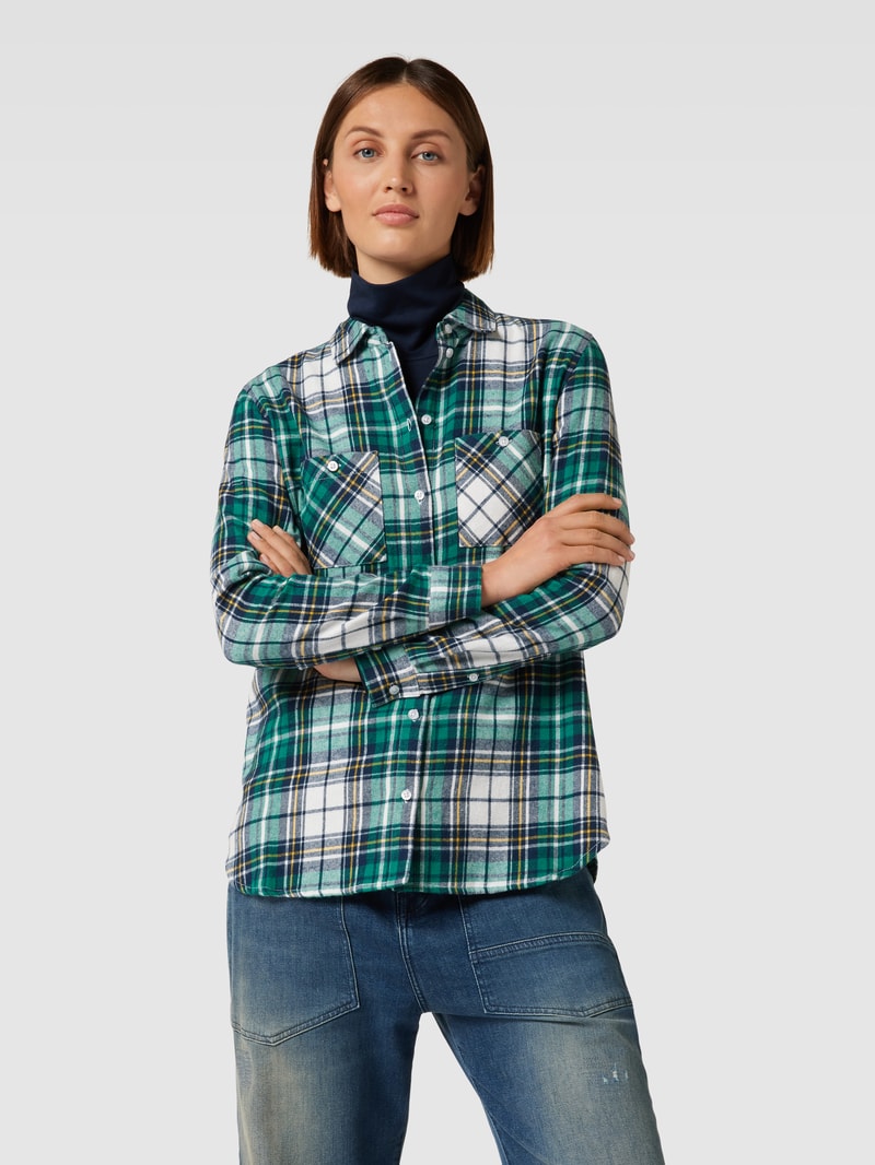 Flanellbluse mit Brusttaschen in grün