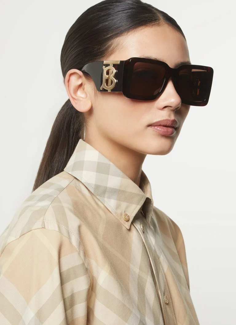 Occhiali da sole Burberry Butterfly BE4406U