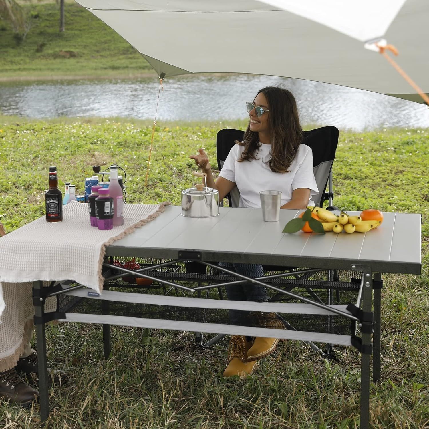 KingCamp 136 x 70 Campingtisch mit netz