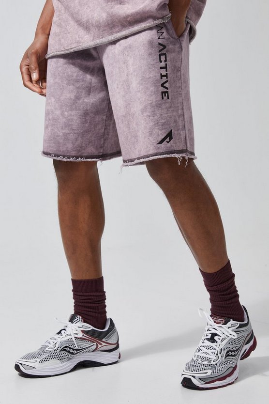Active Shorts mit Acid-Waschung