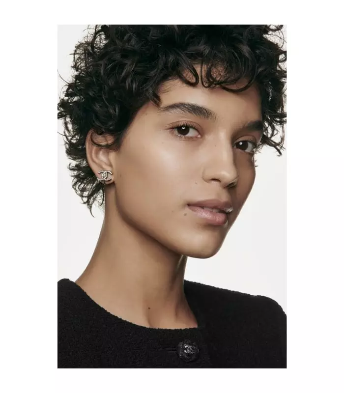 N°1 DE CHANEL FOND DE TEINT REVITALISANT Illumine - Hydrate - Protège 30ml