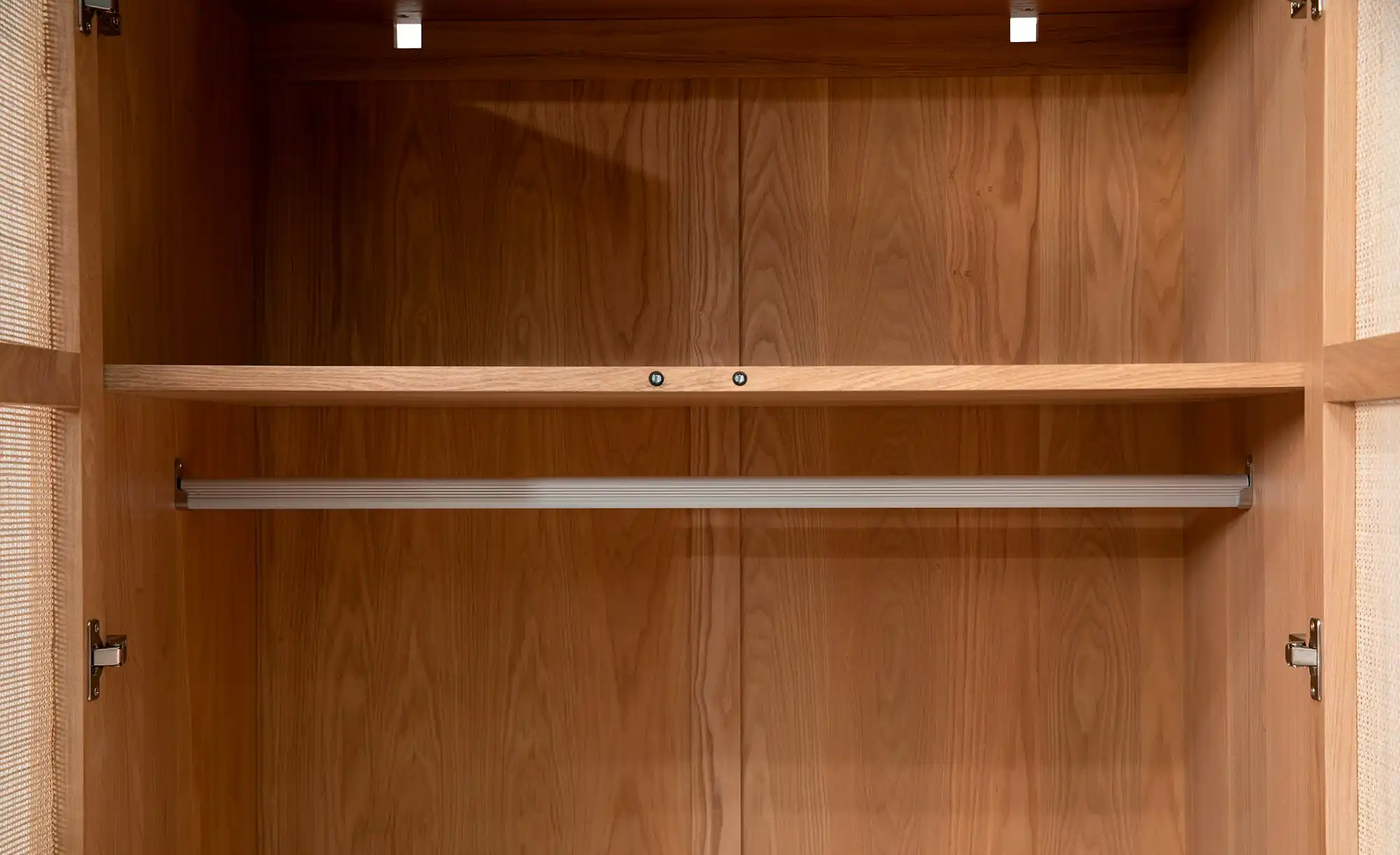 Kleiderschrank, 2-türig