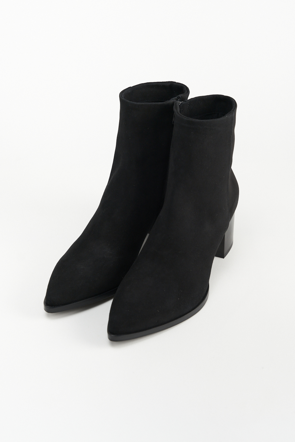 WG2 suede black