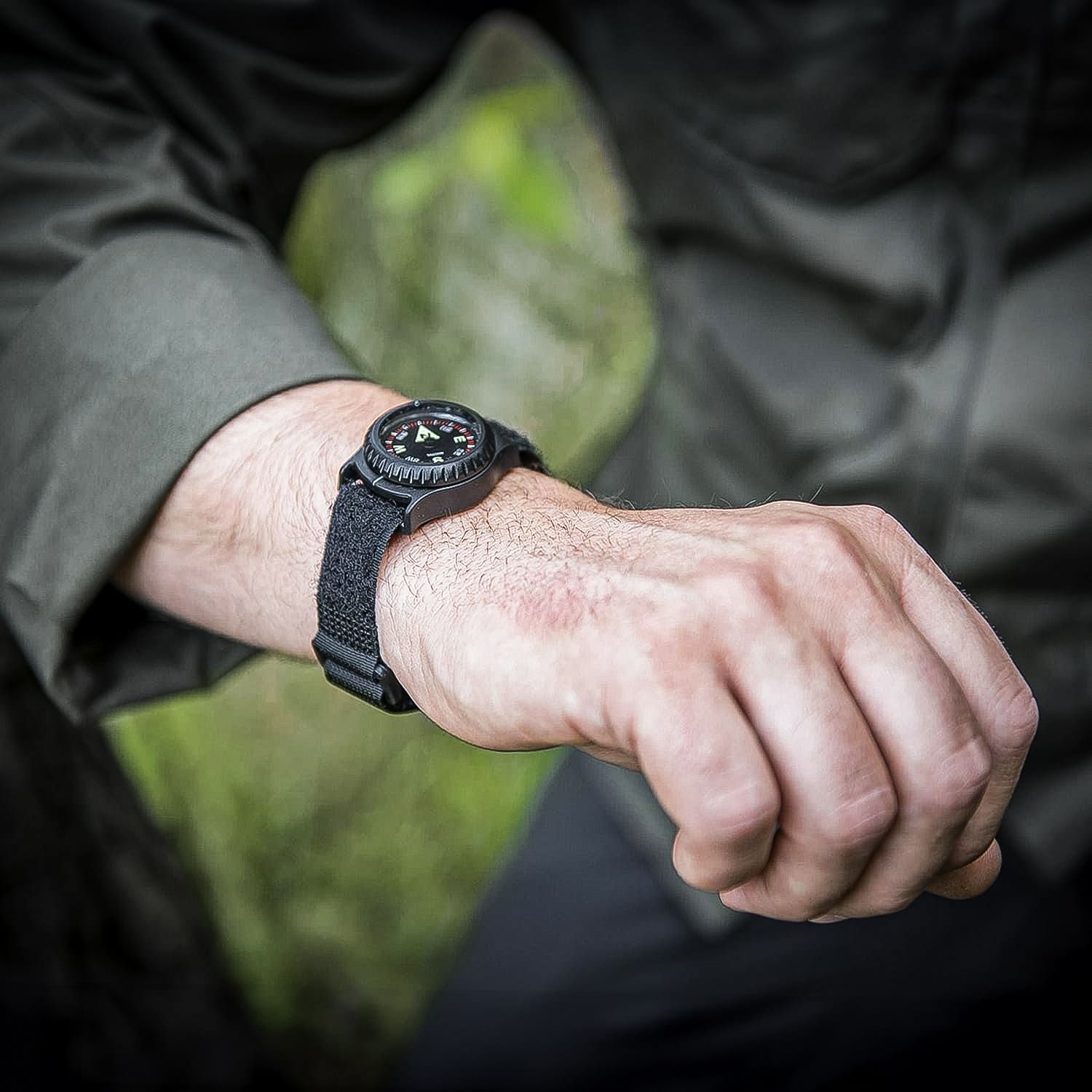 Wrist Compass T25