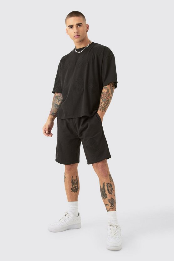 Kastiges Oversize T-Shirt mit Herz-Applikation & Shorts