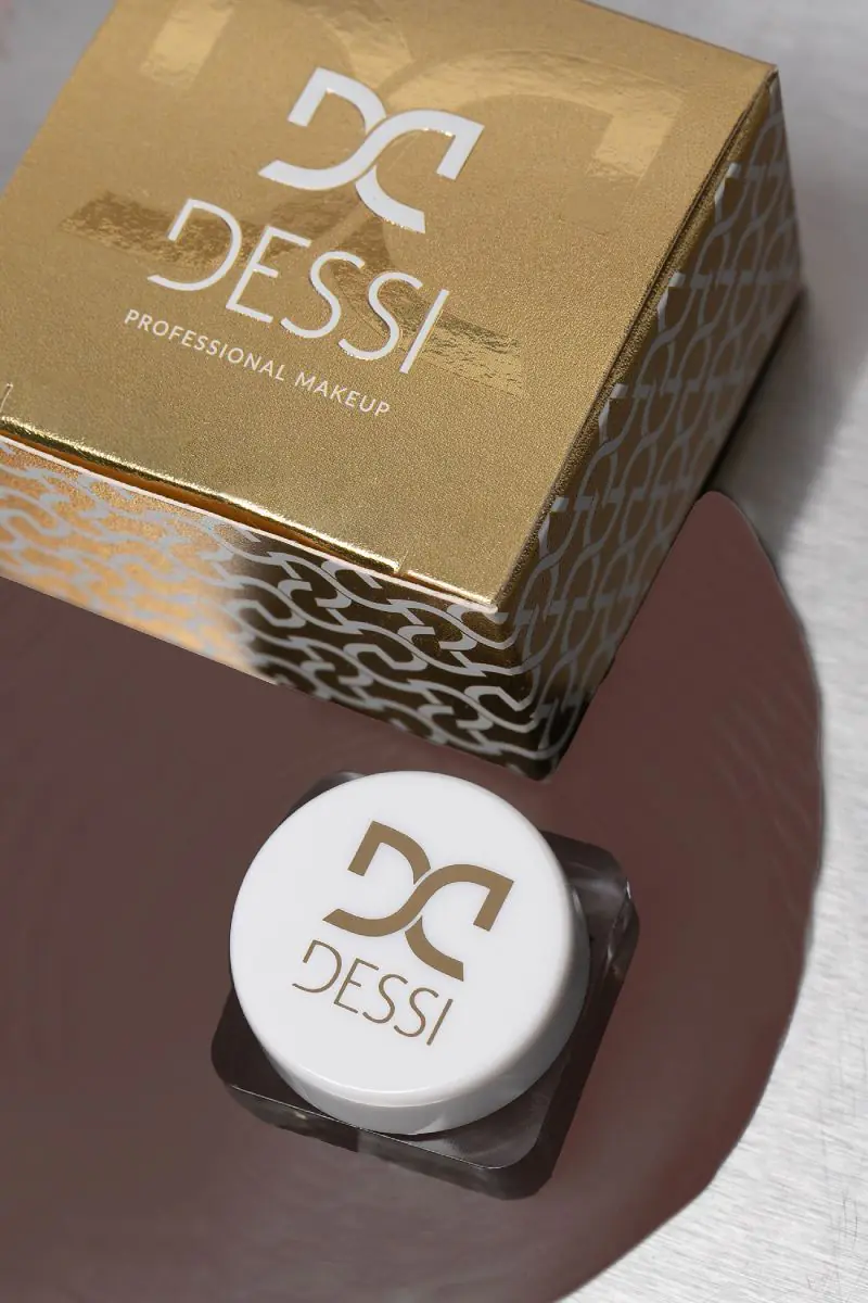Dessi Cosmetics Liner żelowy, 04 Brownie