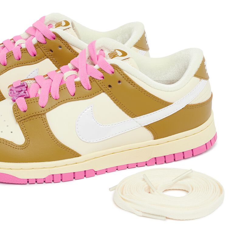 NIKE Wmns Dunk Low SE 