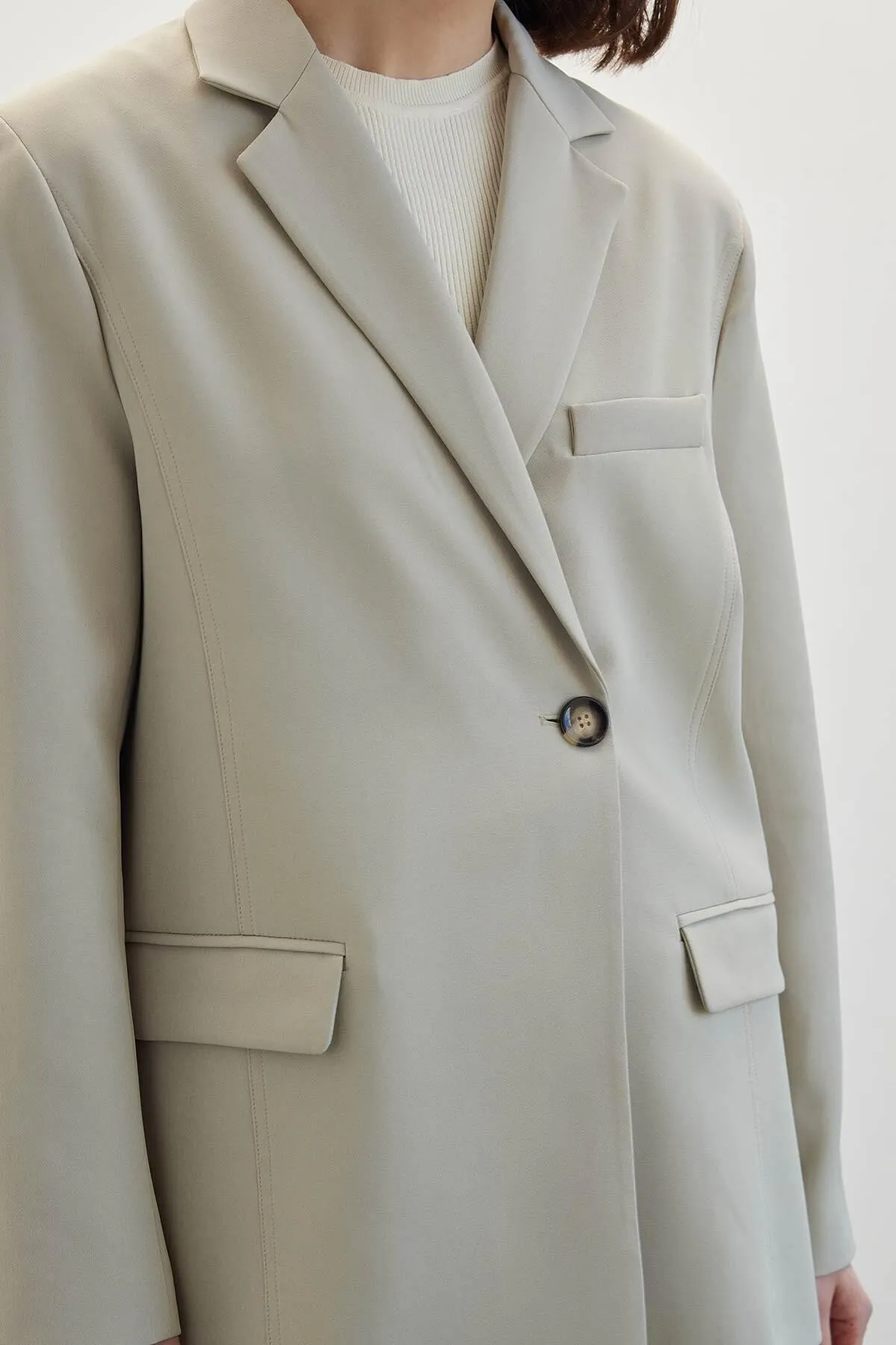 Manuka  Blazerjacke mit einem Knopf Çağla