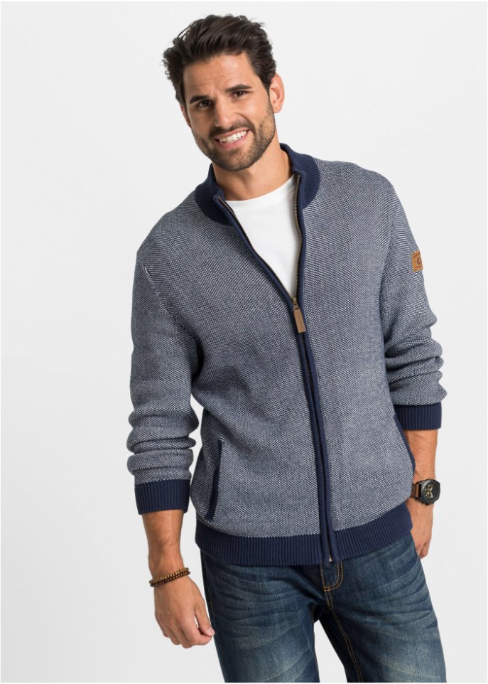 Strickjacke mit Stehkragen