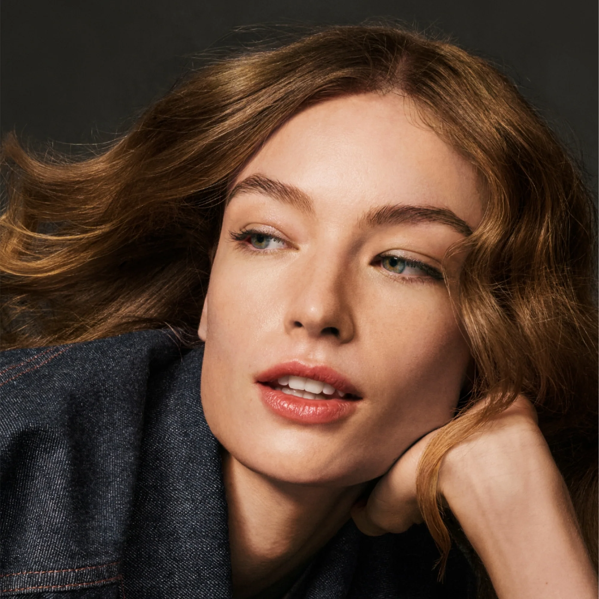 Volumegevende föhnspray voor haarverzorging - Styling- en finishing spray, haarspray, hittebeschermende spray
