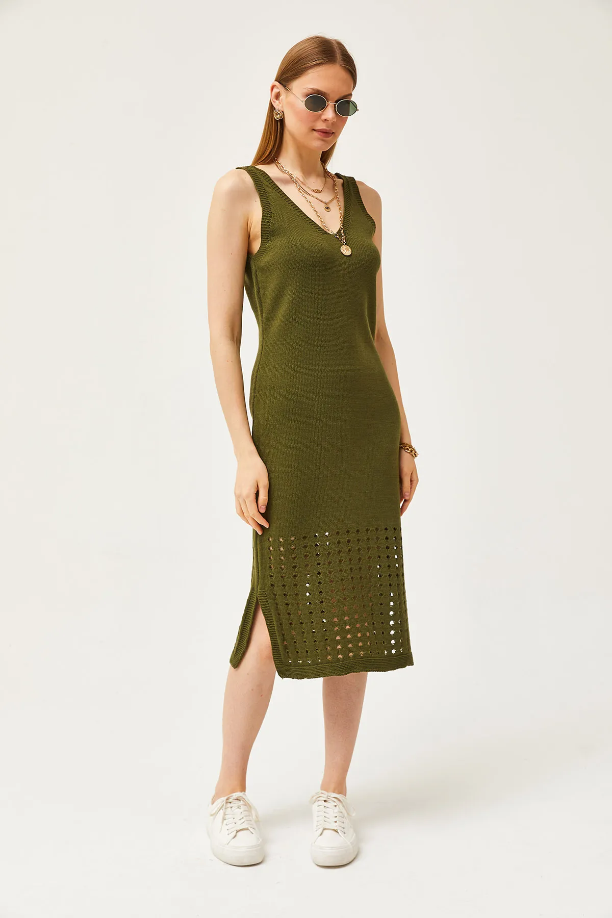 Olalook  Damen-Khaki-Oberteil mit durchbrochenem Pullover und unterem durchbrochenem Kleid aus Strickwaren-Set TKM-19000246