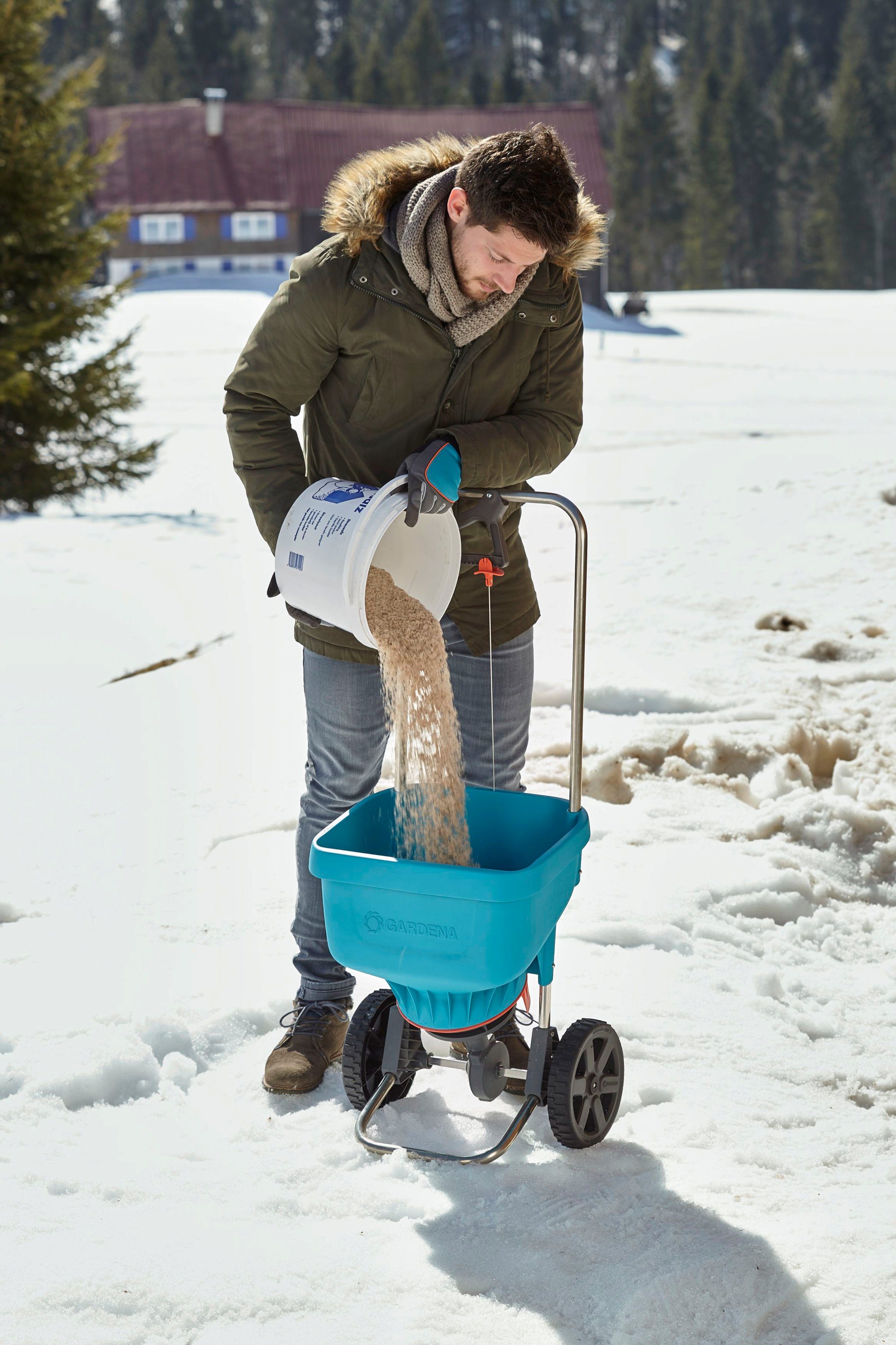 GARDENA Streuwagen 00436-20, 600 cm Arbeitsbreite, 18 l Füllmenge