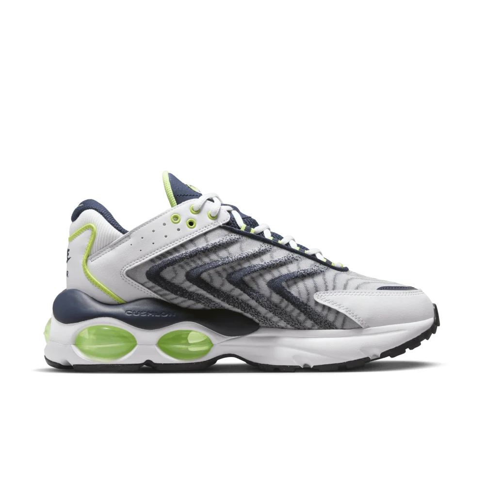 Nike Air Max TW DQ3984-101 / weiss