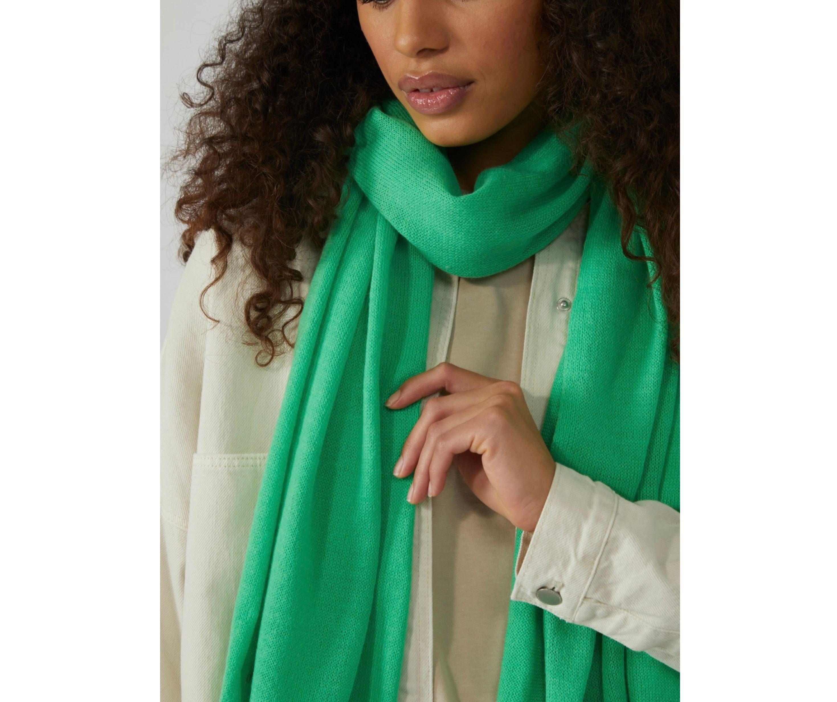 Codello Strickschal Codello Damen Schal weiche Wollmischung Struktur-Strick, Formstabile Rippstrickabschlüsse