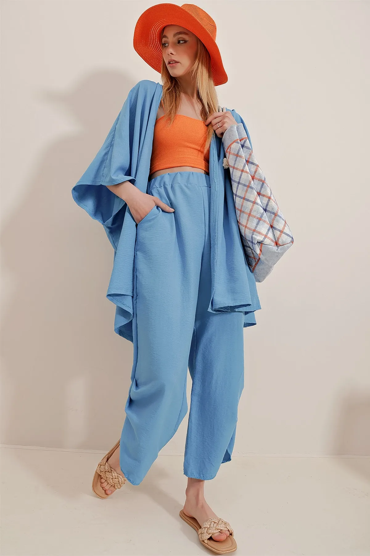 Trend Alaçatı Stili  Damen Fliegerblauer Hosen- und Jackenanzug mit Schlitz am Bein, selbststrukturiert, ALC-752-001