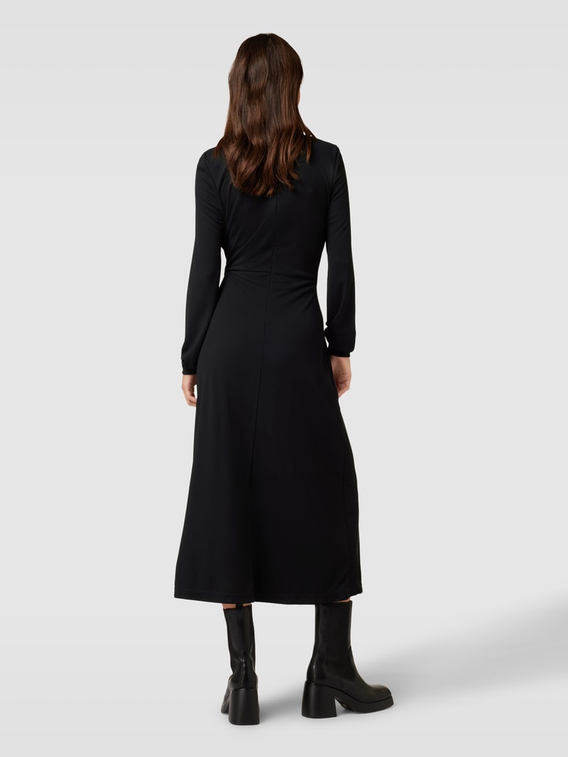 Midikleid mit Bindegürtel in schwarz