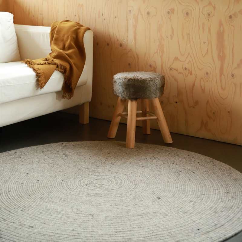Tapis laine feutrée NEETHU