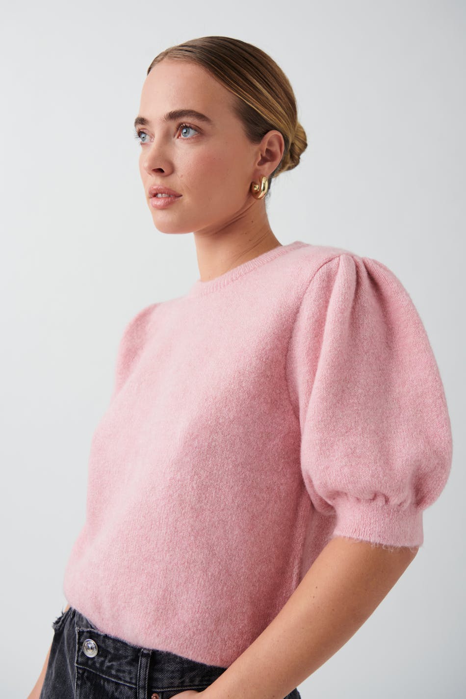 Knitted puff sleeve top