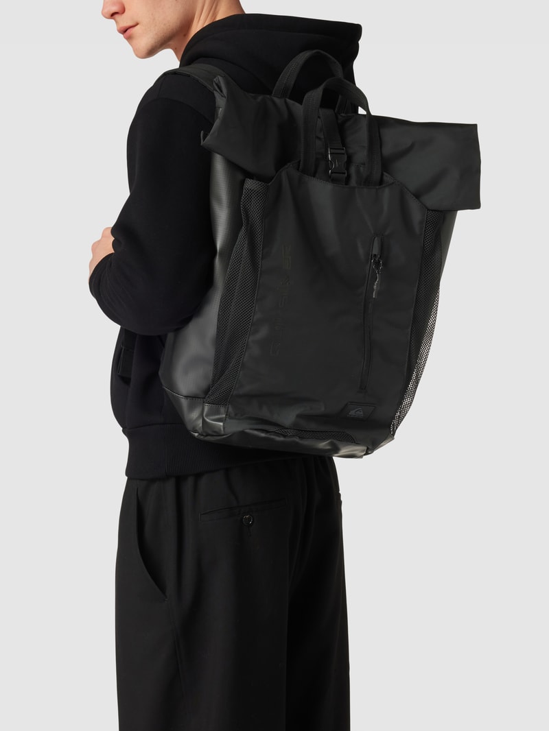 Rucksack mit verstellbaren Schulterriemen Modell 'SECRET' in schwarz