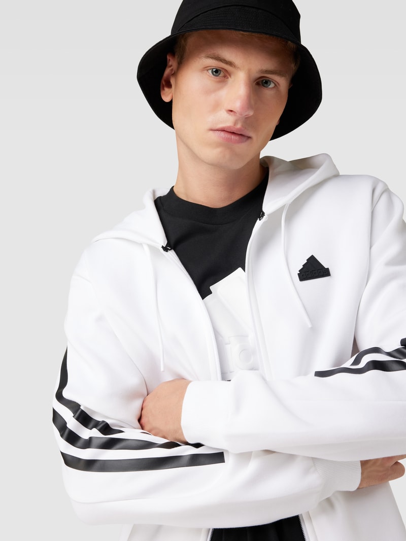 Sweatjacke mit Kapuze in weiß
