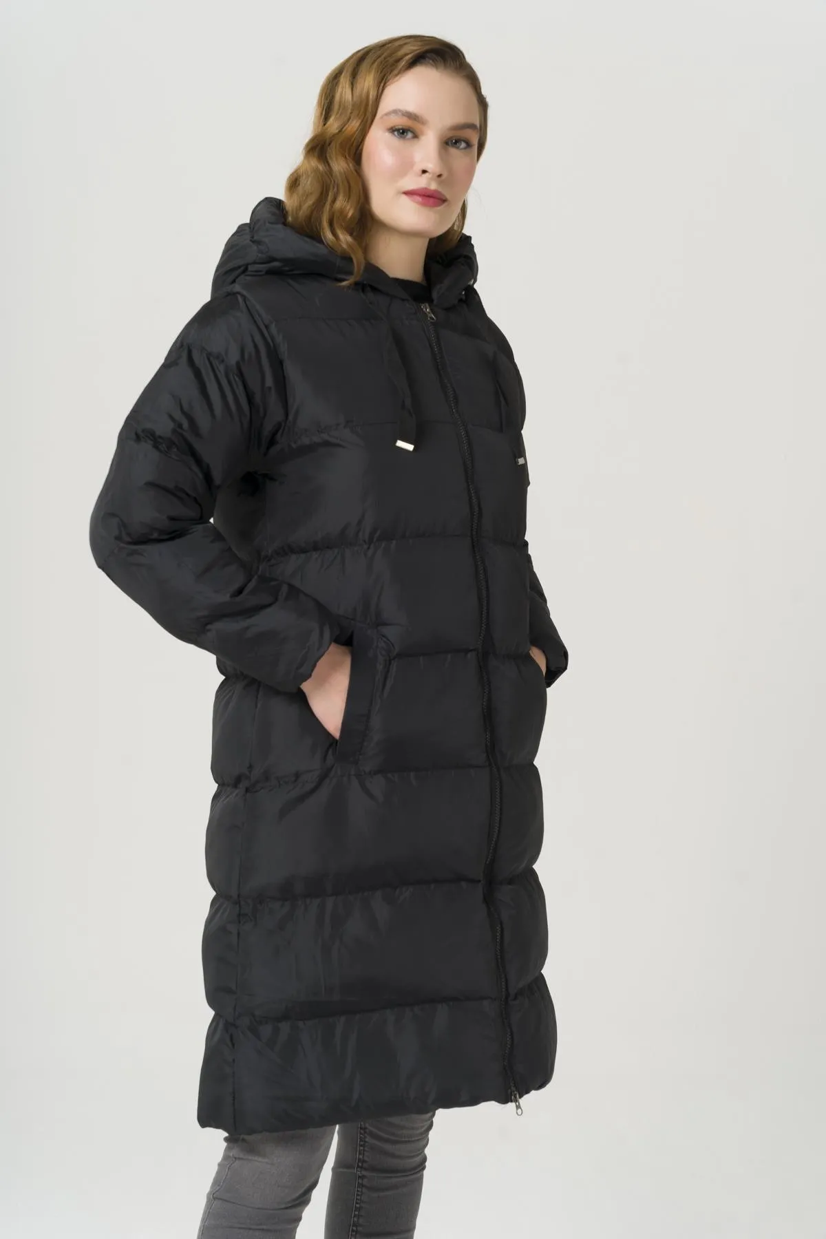 Olcay  Puffermantel aus Grosgrain mit Kapuze, Schwarz, 6404