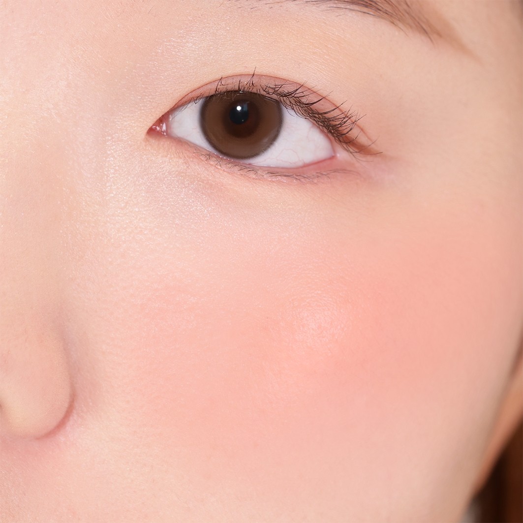 Soft Cream Cheek