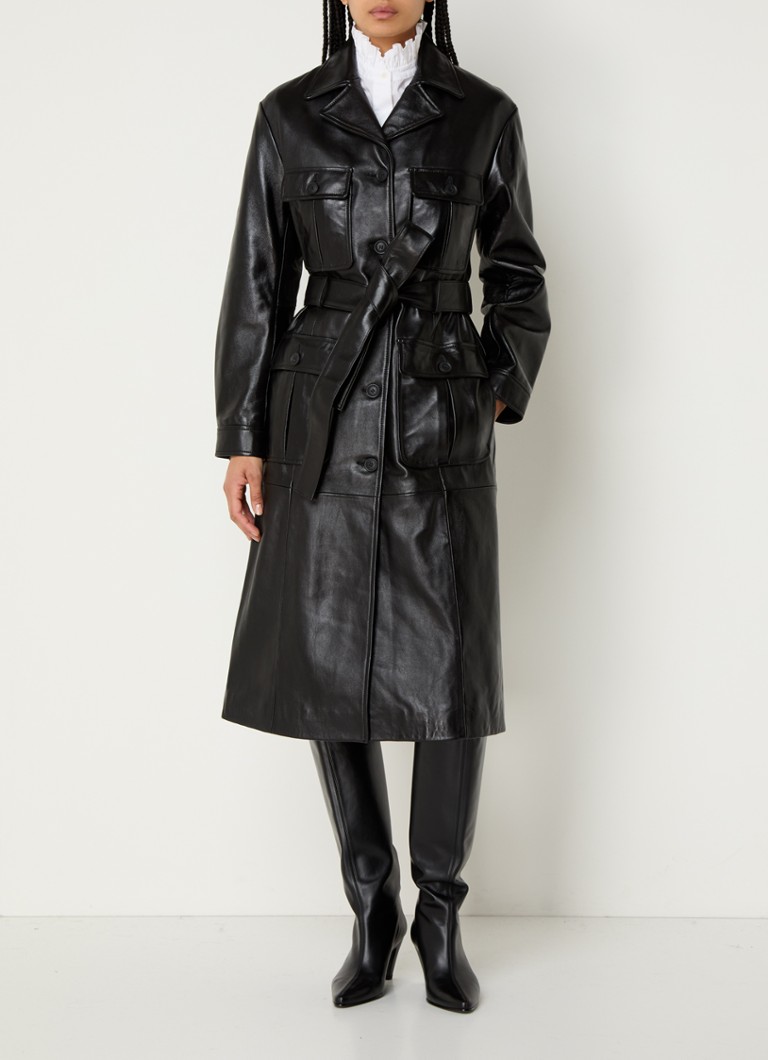 Claudie Pierlot  Chrisly mantel van lamsleer met klepzakken