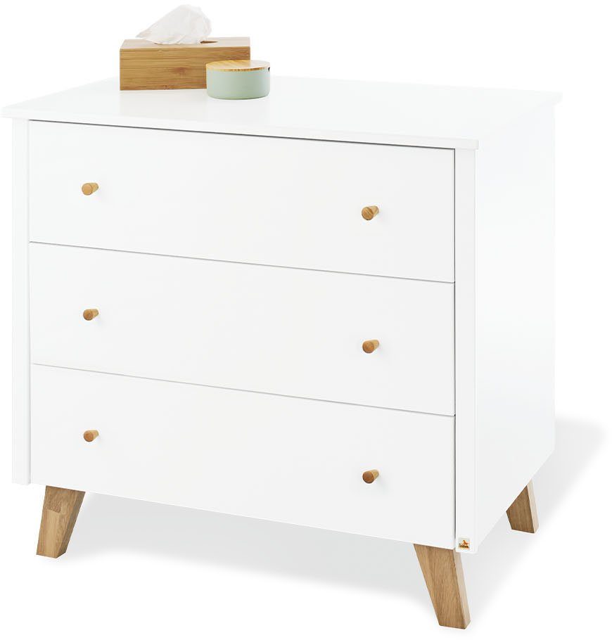Pinolino® Babyzimmer-Komplettset Pan, (Set, 4-St., Kinderbett, Wickelkommode, Schrank, Wandregal), breit; mit Kinderbett, Wickelkommode, Schrank und Wandregal