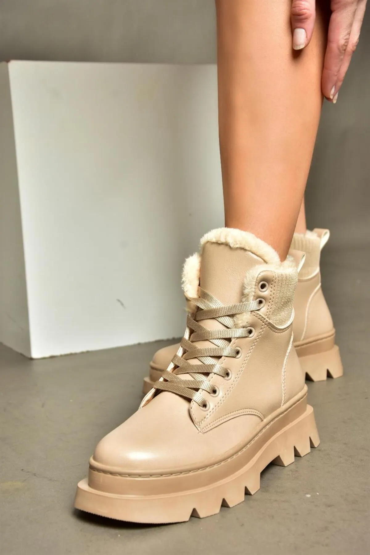 Fox Shoes  R250008009 Damenstiefel mit dicken Sohlen