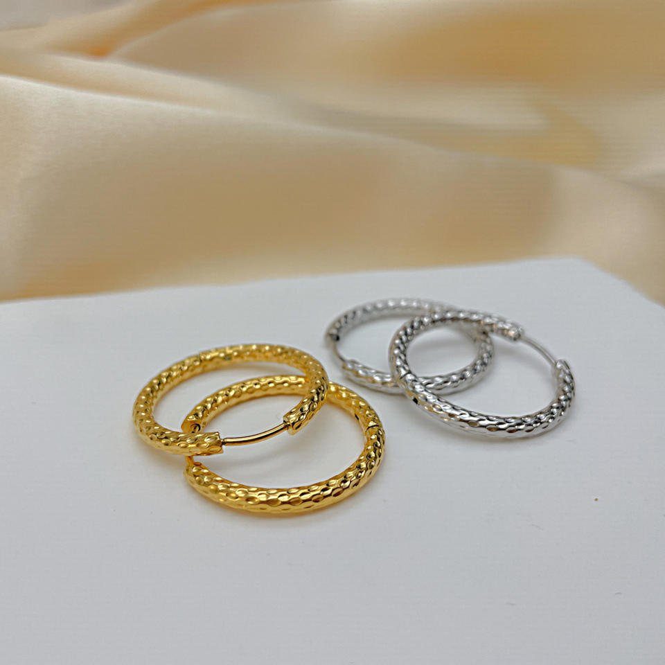 ENGELSINN Ohrring-Set Ohrschmuck Ohrhänger Schmuck Creolen Gold Edelstahl Schmuck getupft (2-tlg), inkl. Geschenkbox