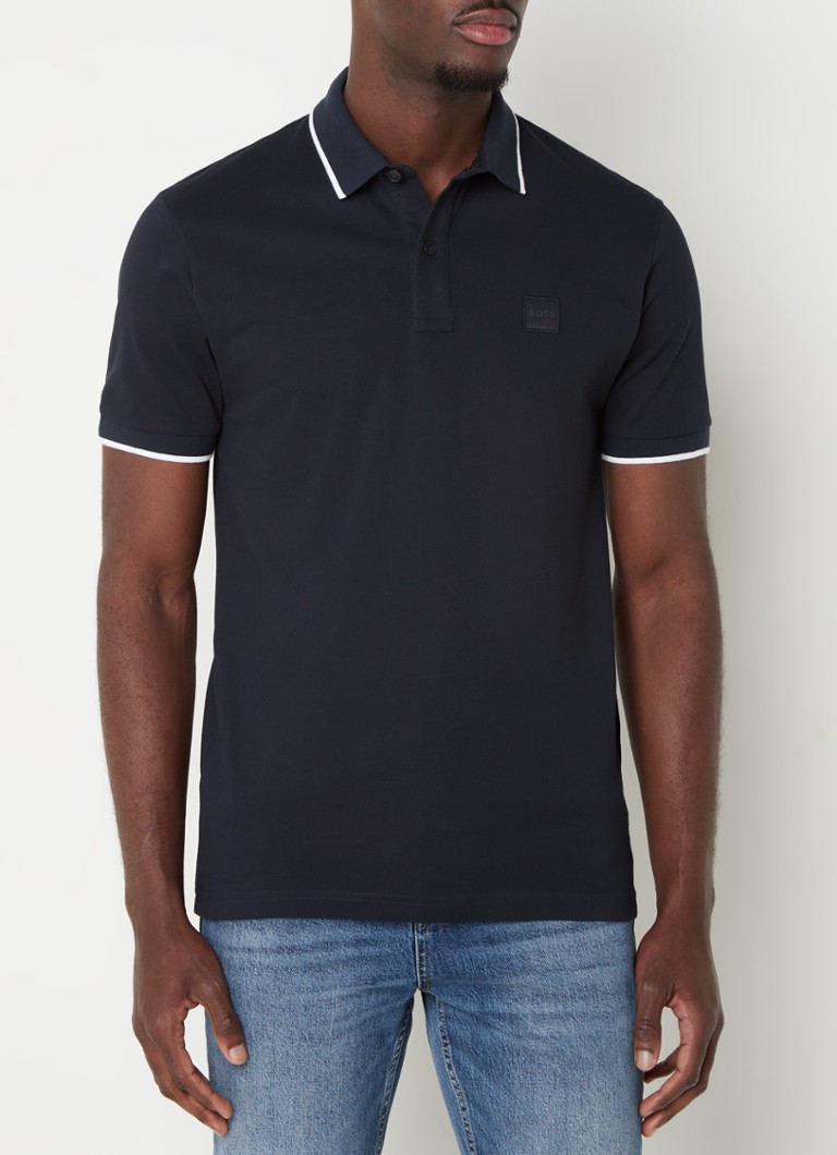 Tricou polo HUGO BOSS cu croială slim, cu bottoi și logo din bumbac.