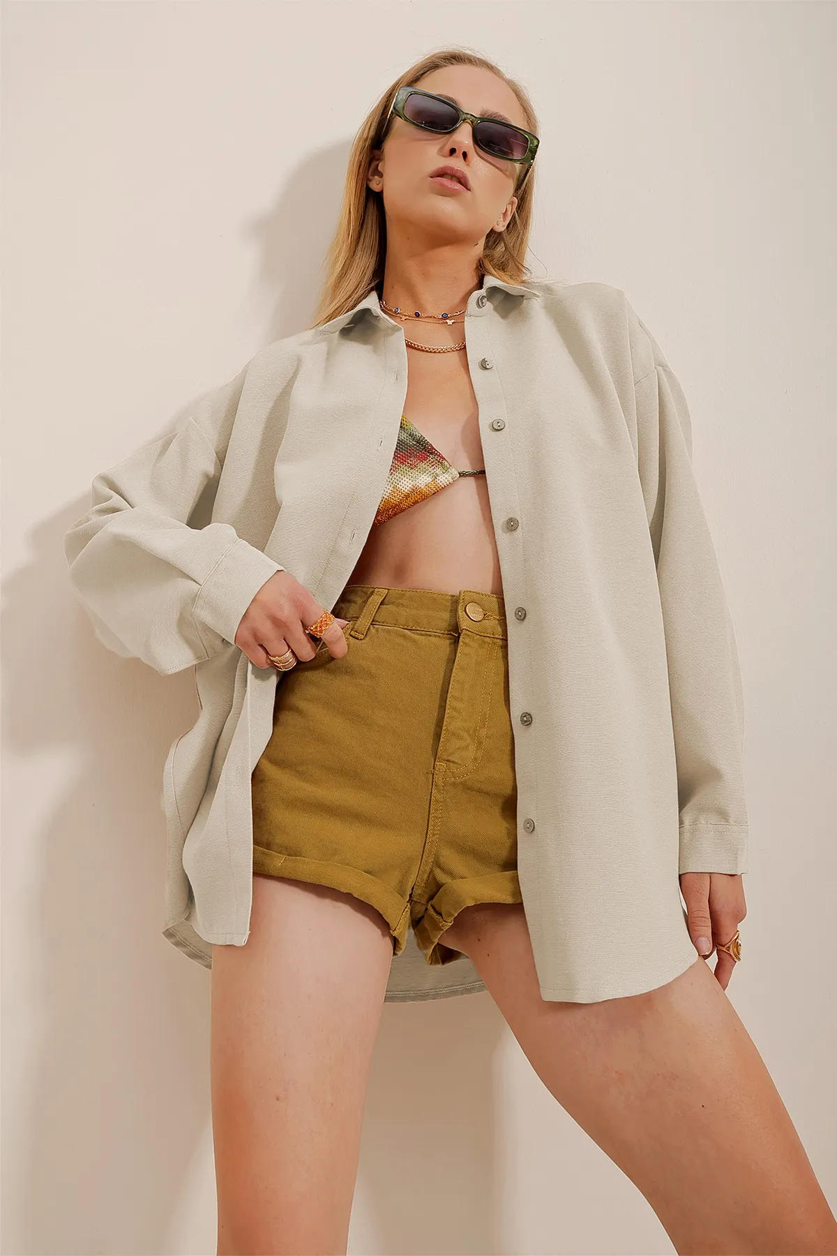 Trend Alaçatı Stili  Beiges Oversize-Leinenhemd für Damen ALC-X10343