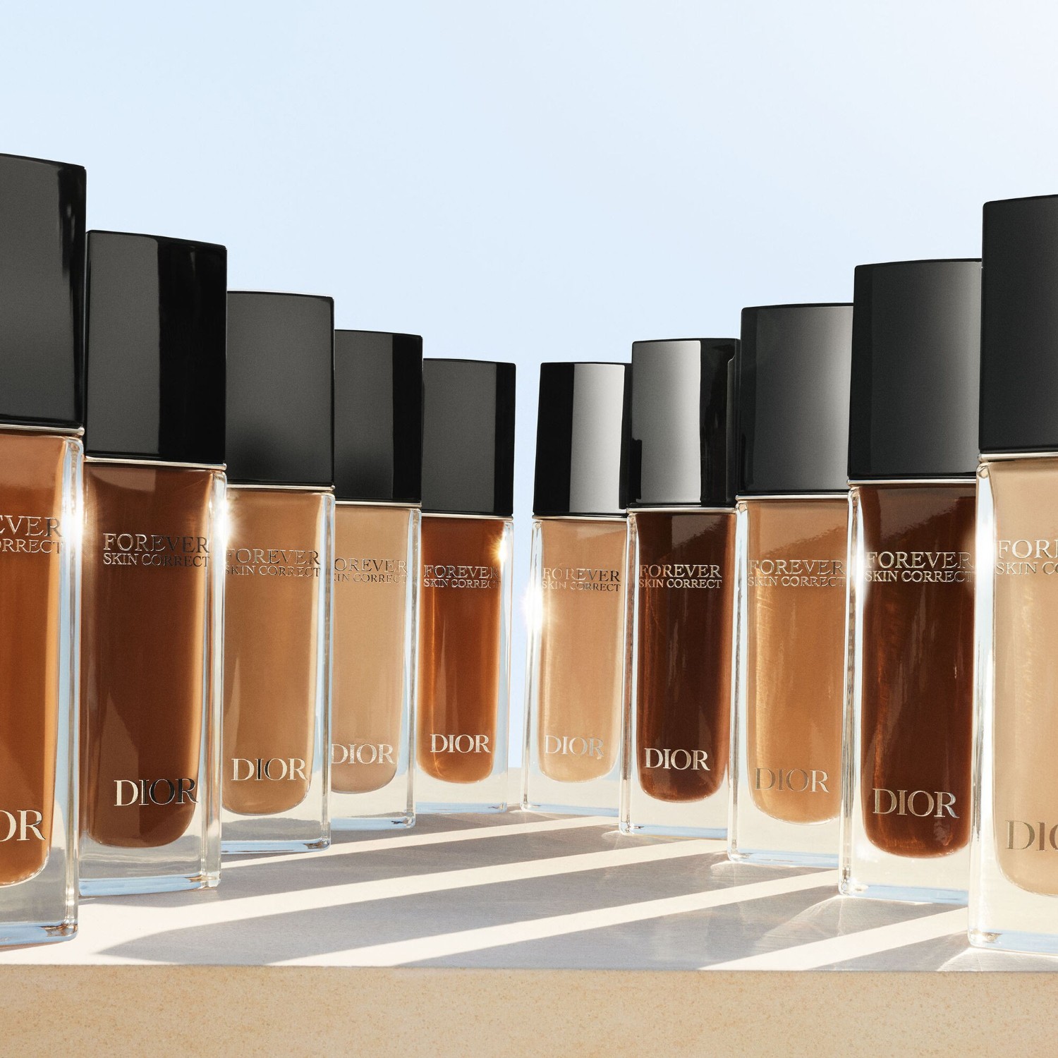 DIOR Skin Correct – Korektor o wysokim kryciu – 24-godzinny efekt i nawilżenie – Nie rozmazuje się