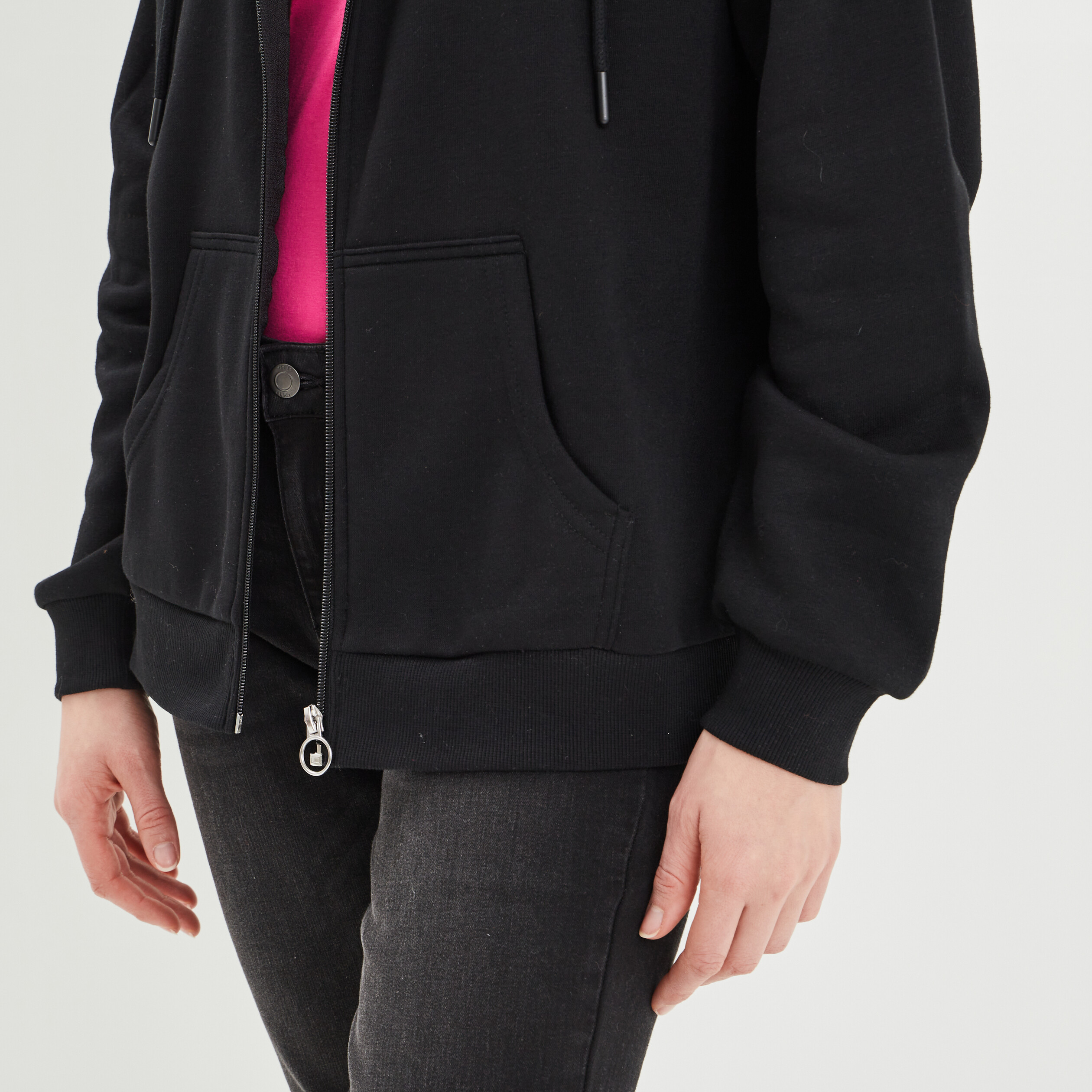 Sweat zippé à capuche noir femme | La Halle