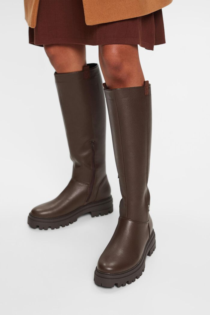 Grobe Boots in Lederoptik