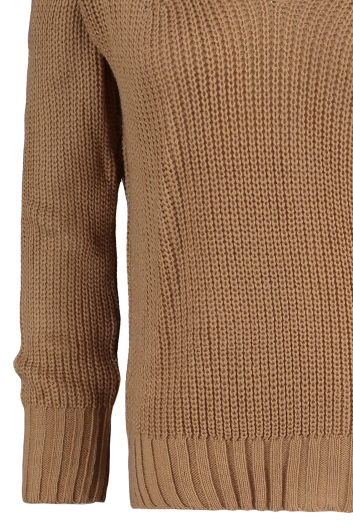 Trendyol Collection  Kamelfarbener Strickpullover mit V-Ausschnitt TWOAW22KZ0880