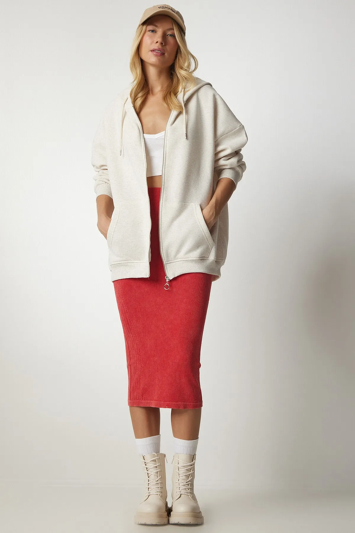 Happiness İstanbul  Cremefarbenes Oversize-Sweatshirt mit Kapuze und Reißverschluss für Damen UB00124