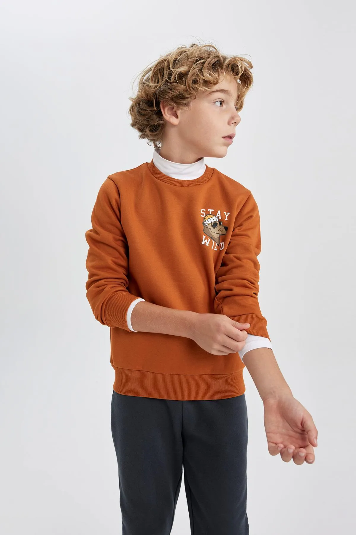 DeFacto  Jungen-Pyjama-Set mit Rückenbedruckung und langen Ärmeln