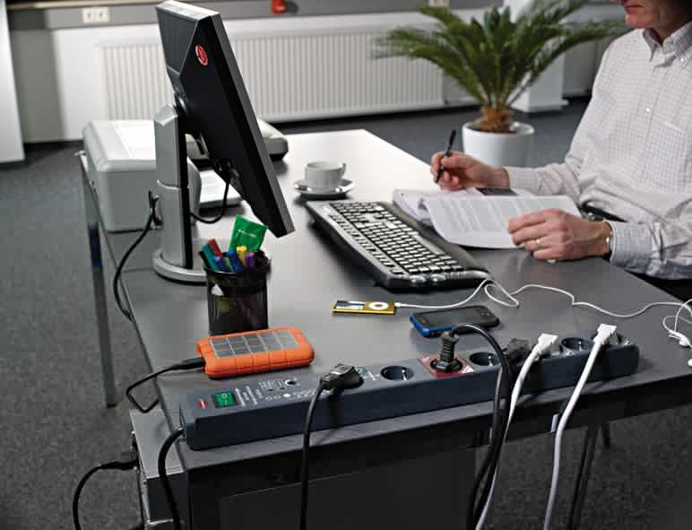 Brennenstuhl 1159490966 Secure-Tec automatisk stikdåse 19.500A 3m H05VV-F 3G1,5