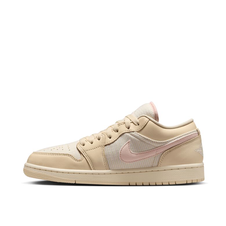JORDAN Wmns Air Jordan 1 Low 