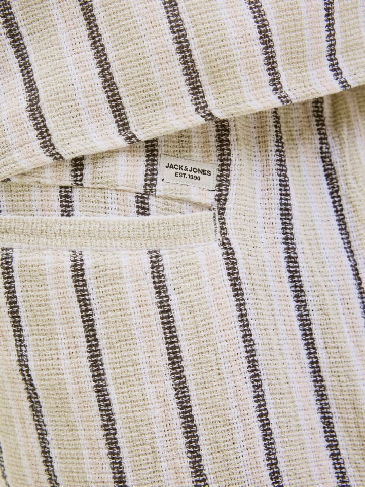 JACK & JONES PLUS Relaxed Fit Shorts in Celadon Tint günstig kaufen