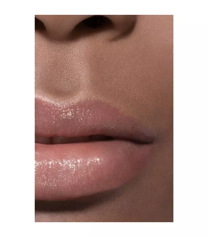 ROUGE COCO FLASH La Couleur, la Brillance, l'Intensité en un Éclair