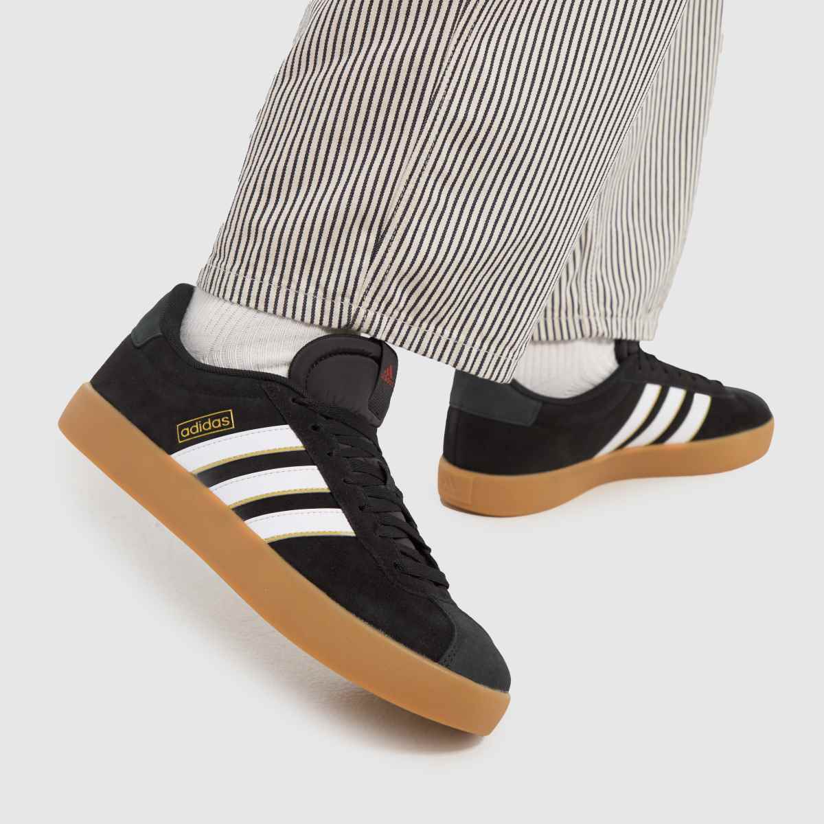 adidas vl court 3.0 träningsskor i svart och vitt