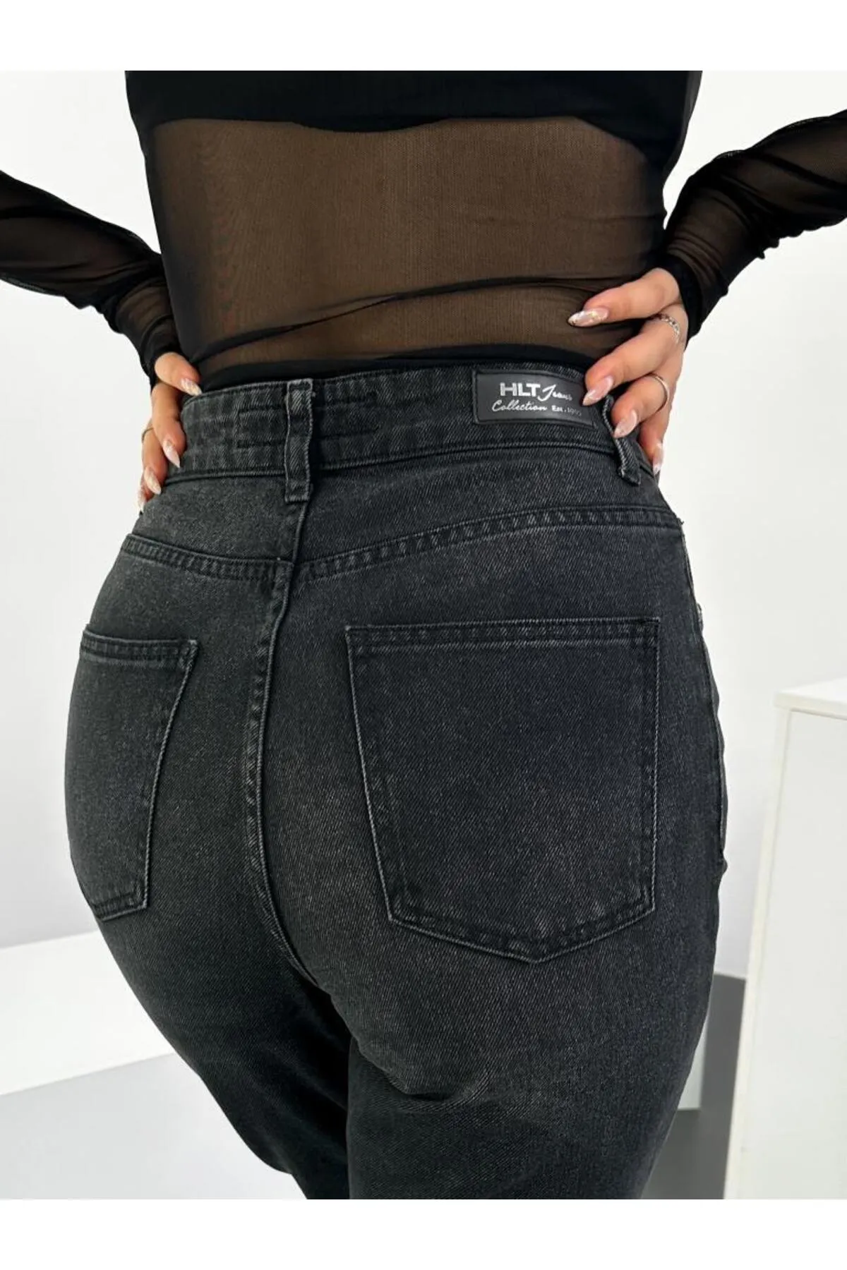 HLT JEANS  Schwarze, ausgefranste Damen-Mom-Jeans mit hoher Taille, lycrafreie Denim-Hose aus 100 % Baumwolle, Anna-Modell